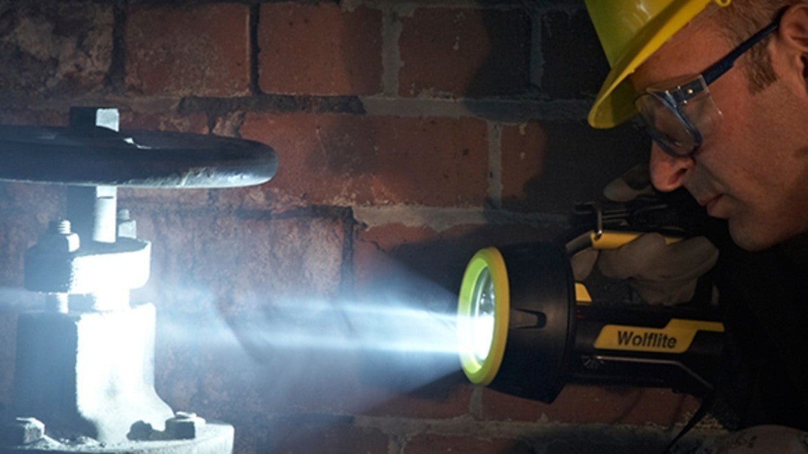 Hazkit - Wolf HX - 50 Rechargeable High Power LED ATEX Spot Handlamp - 430 lumens - Intrinsically Safe - Wolf Safety Lamps